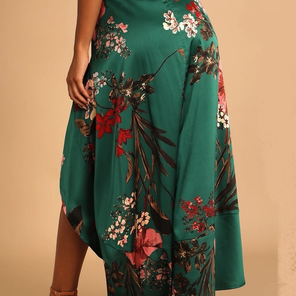 NWT! Floral Satin Green Skirt - Picture 3 of 6